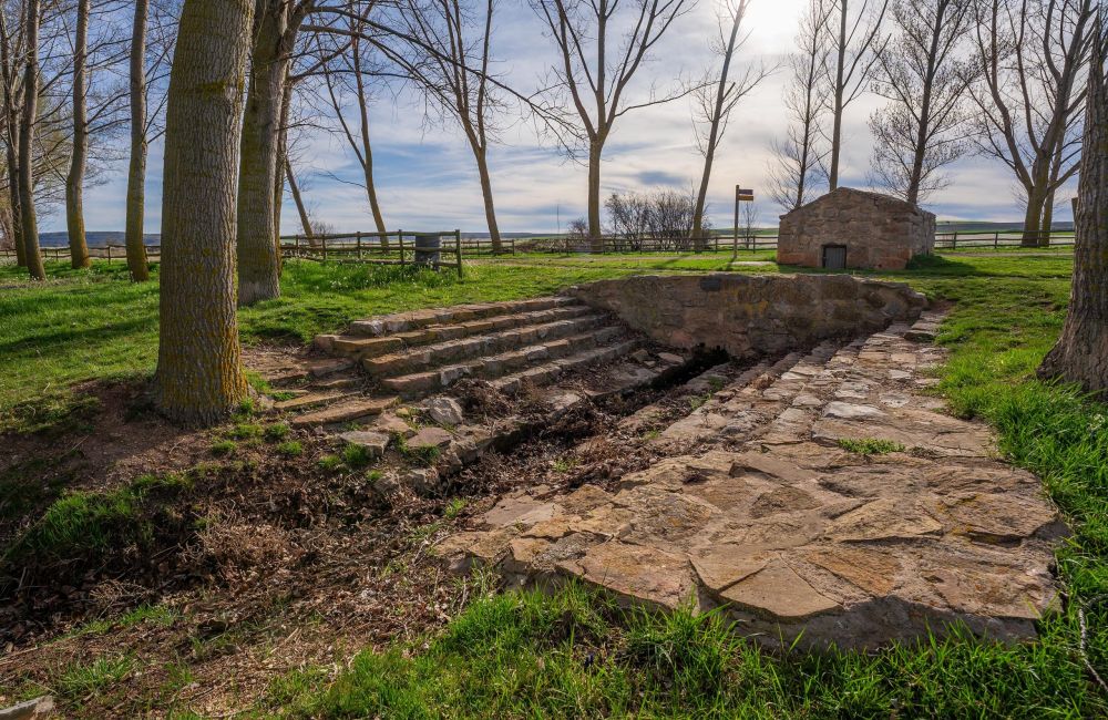 Ayuntamiento de Argente - foto del entorno del pueblo